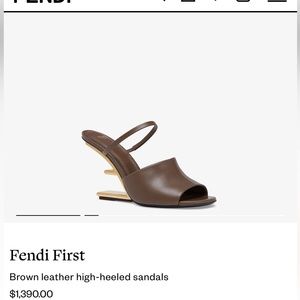 Fendi First
Brown leather high-heeled sandals